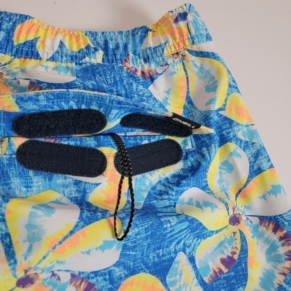 O'Neill Multi Color Tropical Floral Mashup Volley Boardshorts Sz XXL NEW - Picture 8 of 16